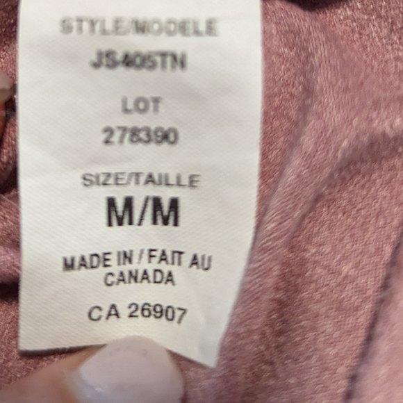 Cute pink rtop - Picture 3 of 3